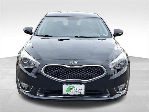 2016 Kia Cadenza Base