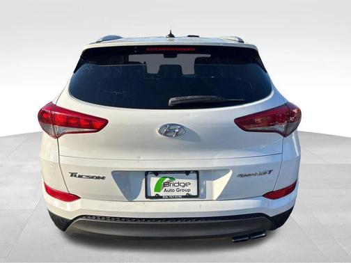 2016 Hyundai TUCSON Sport