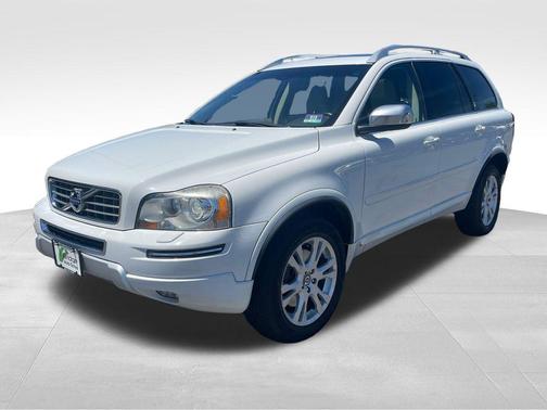 Ice White 2014 Volvo XC90 3.2