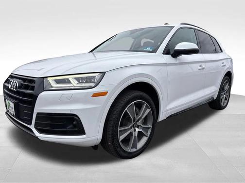 2020 Audi Q5 45 Premium Plus