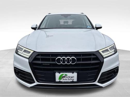 2020 Audi Q5 45 Premium Plus