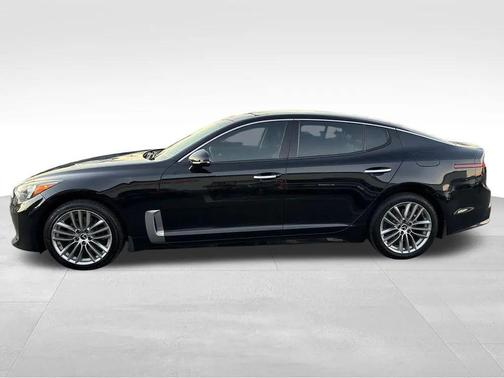 2018 Kia Stinger Base
