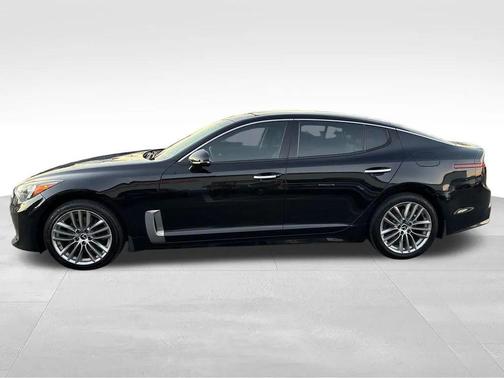 2018 Kia Stinger Base
