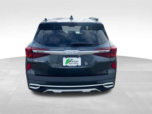 2022 Kia Seltos EX