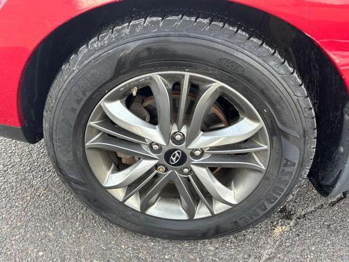 2015 Hyundai TUCSON SE