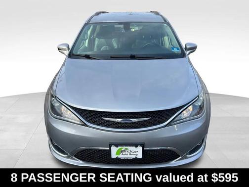 2020 Chrysler Pacifica Touring L