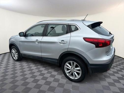 2018 Nissan Rogue Sport SV