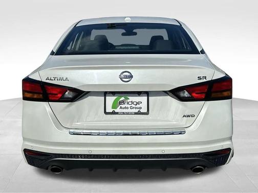 2020 Nissan Altima SR Intelligent AWD