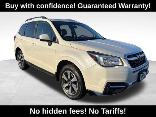 Crystal White Pearl 2017 Subaru Forester 2.5i Premium