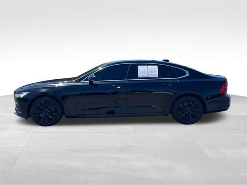 Black Stone 2020 Volvo S90 T6 Momentum