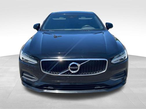 Black Stone 2020 Volvo S90 T6 Momentum