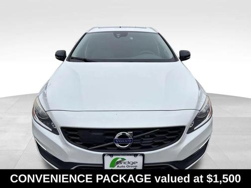 2018 Volvo V60 Cross Country T5