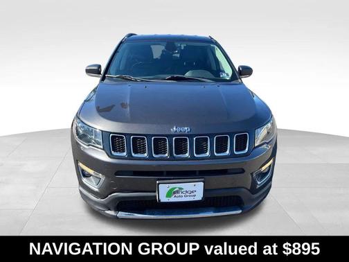 Granite Crystal Metallic Clearcoat 2017 Jeep New Compass Limited