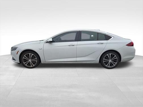 2018 Buick Regal Sportback Preferred II