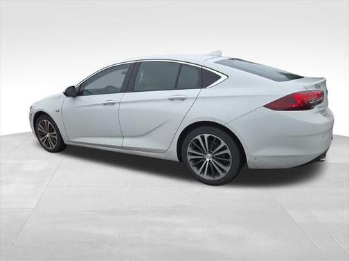 2018 Buick Regal Sportback Preferred II