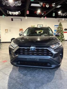 2021 Toyota RAV4 Hybrid XLE Premium
