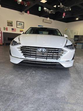 2021 Hyundai SONATA Hybrid Blue