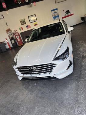 2021 Hyundai SONATA Hybrid Blue
