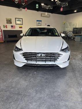 2021 Hyundai SONATA Hybrid Blue