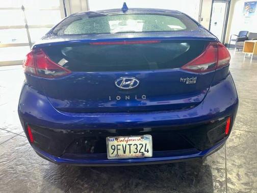 2019 Hyundai IONIQ Hybrid Blue