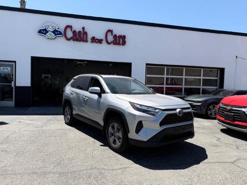 Silver Sky Metallic 2022 Toyota RAV4 Hybrid XLE