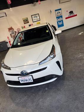 2019 Toyota Prius L