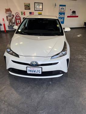 2019 Toyota Prius L