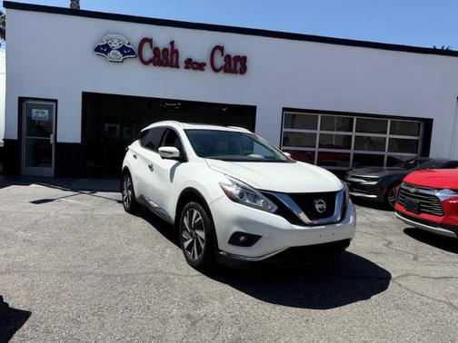 White 2018 Nissan Murano Platinum
