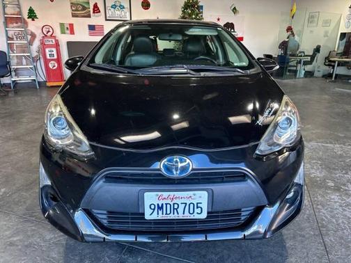 2016 Toyota Prius c Four