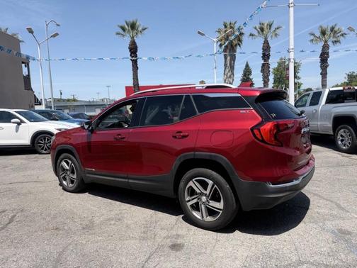 Red Quartz Tintcoat 2020 GMC Terrain SLT