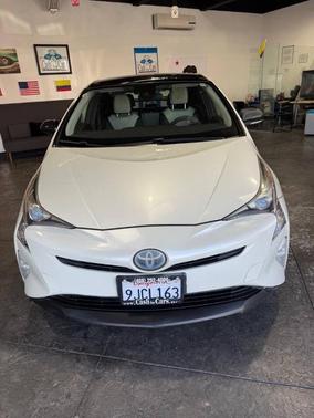 2017 Toyota Prius Three Touring