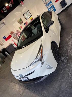 2017 Toyota Prius Three Touring