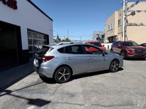 Ice Silver Metallic 2019 Subaru Impreza 2.0i Premium