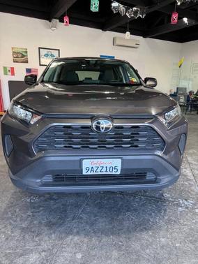 2022 Toyota RAV4 LE