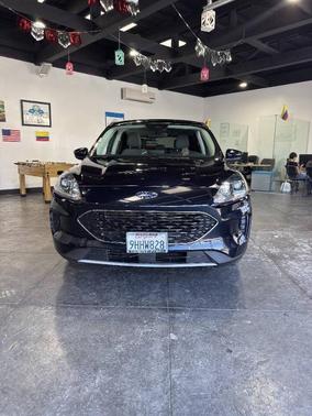 2021 Ford Escape SE
