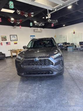 2020 Toyota RAV4 Hybrid LE