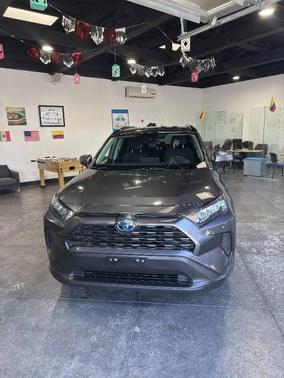 2020 Toyota RAV4 Hybrid LE