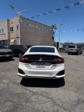Platinum White Pearl 2018 Honda Clarity Plug-In Hybrid Base