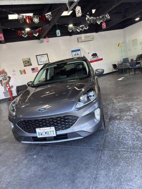 2021 Ford Escape SEL