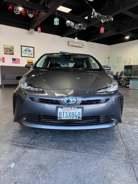 2021 Toyota Prius XLE