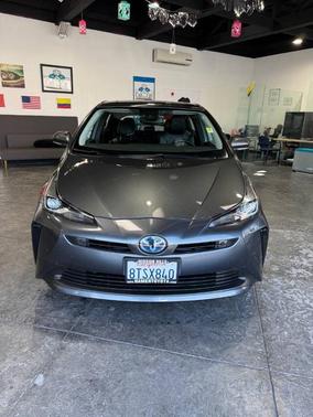 2021 Toyota Prius XLE