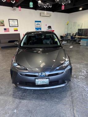 2021 Toyota Prius XLE