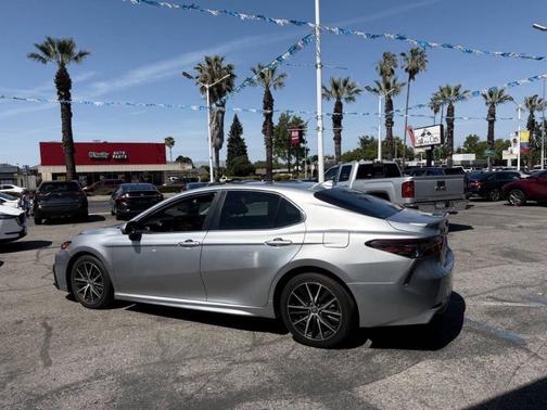 Celestial Silver Metallic 2021 Toyota Camry SE