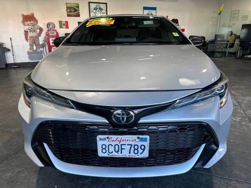 2020 Toyota Corolla Hatchback SE