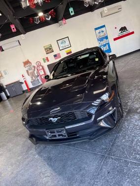 2022 Ford Mustang EcoBoost Premium