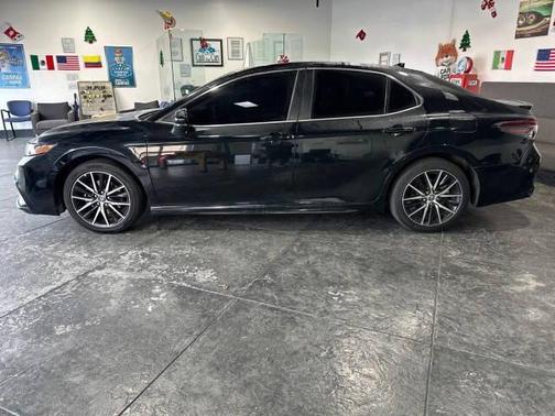 2021 Toyota Camry SE Nightshade