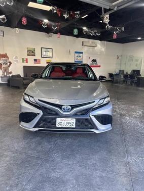 2021 Toyota Camry Hybrid XSE