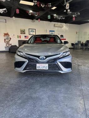 2021 Toyota Camry Hybrid XSE