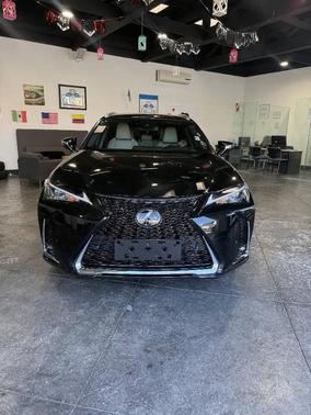 2021 Lexus UX 250h Base