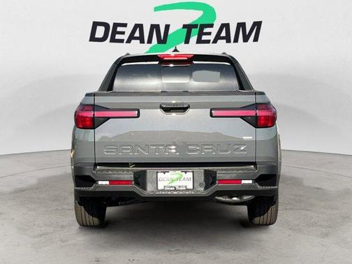 2025 Hyundai SANTA CRUZ SEL Activity